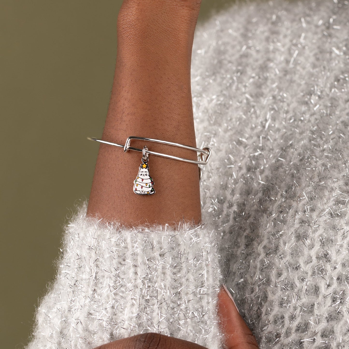 Holiday Cat Charm Bangle, Color