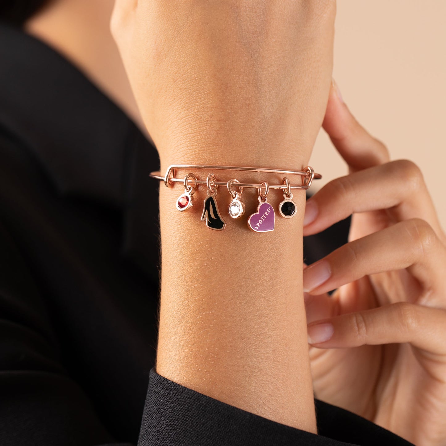 Gossip Girl 'Spotted' Multi-Charm Bangle